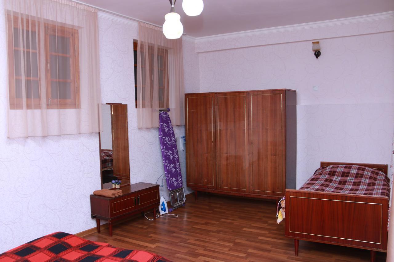Apartment Nino Botanical Tbilisi ภายนอก รูปภาพ