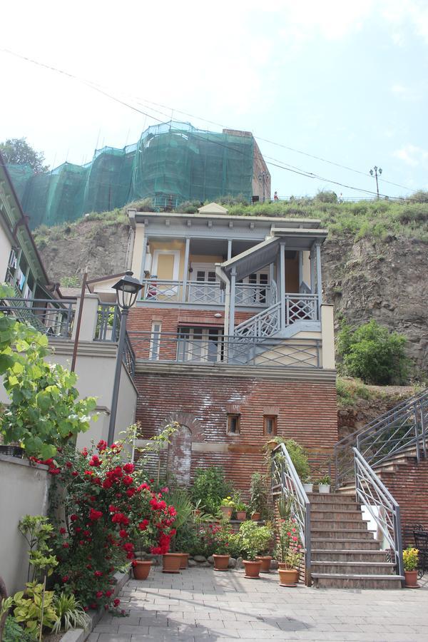 Apartment Nino Botanical Tbilisi ภายนอก รูปภาพ