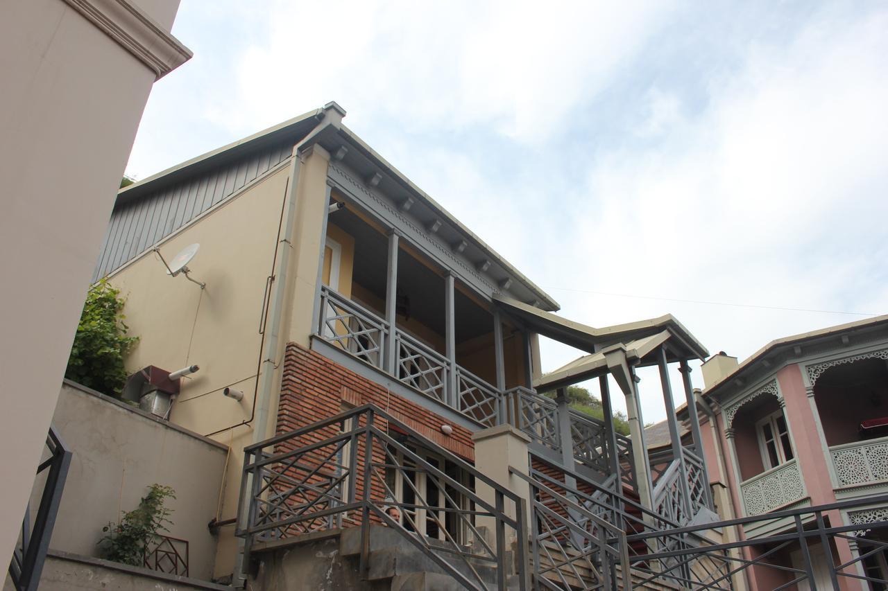 Apartment Nino Botanical Tbilisi ภายนอก รูปภาพ