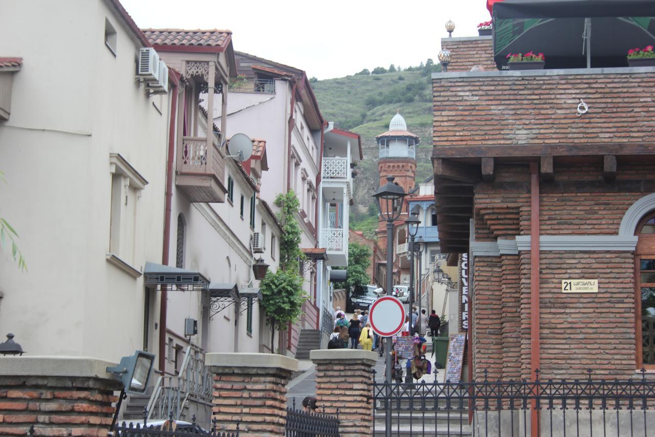 Apartment Nino Botanical Tbilisi ภายนอก รูปภาพ