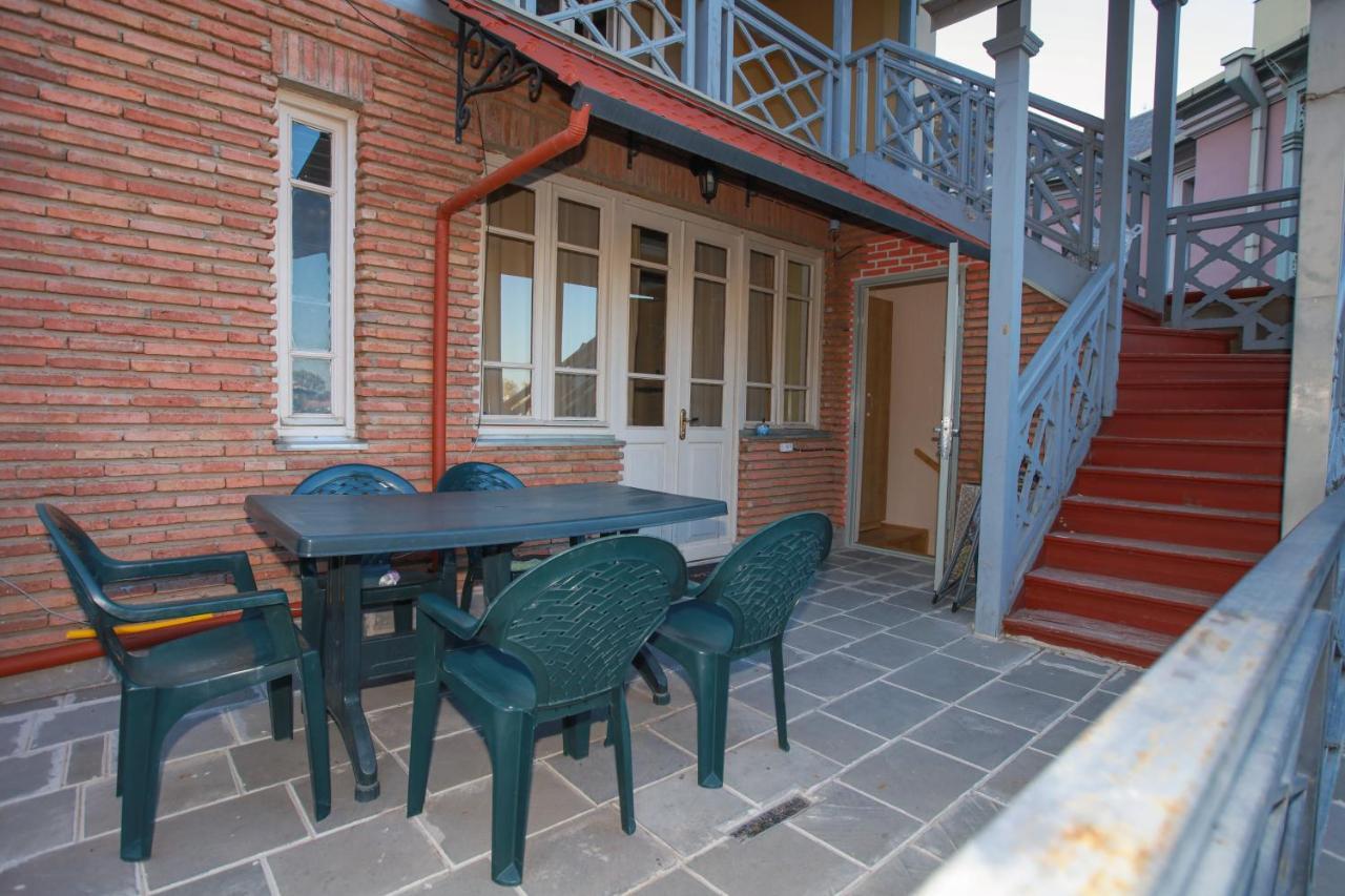 Apartment Nino Botanical Tbilisi ภายนอก รูปภาพ